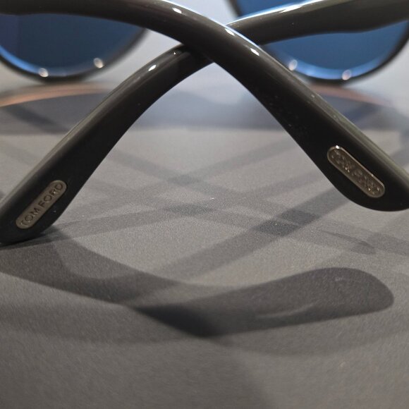 Tom Ford Dimitry Sunglasses TF334 20V Gray/Palladium 59mm - Picture 11 of 14